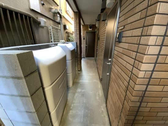 ヴォレソレイユ北千住のロビー