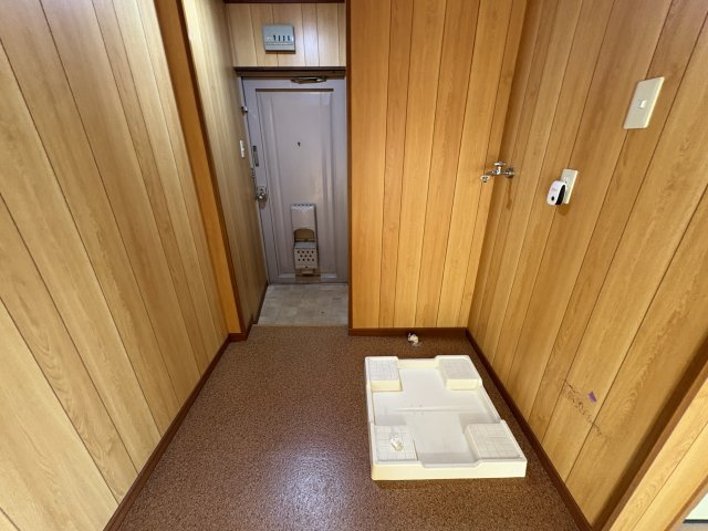 南浜ビルの玄関