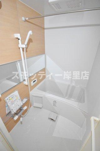 DO KOHAMAの浴室