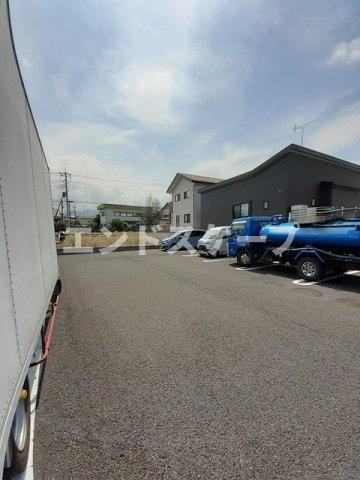 ビサイドの駐車場|高崎、前橋のお部屋探しはエンドスケープまで！お客様の理想お聞かせ下さい♪