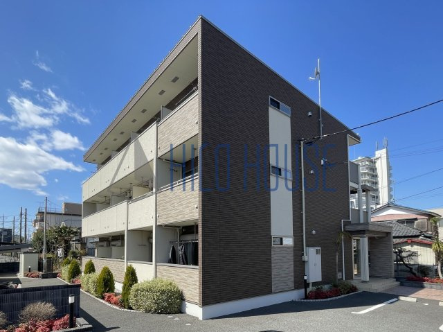 ラ　プルメリア
