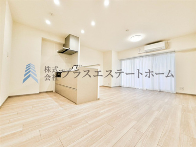 【居間・リビング】 | 住吉アーバンライフ | さえぎるものの少ない広々空間は家族や友人との時間を楽しむのにぴったりです♪