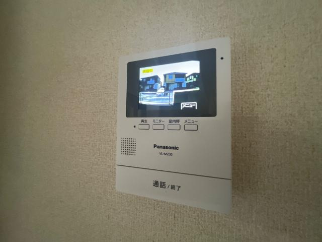 エランドールⅡの内装|カメラ付インターホン