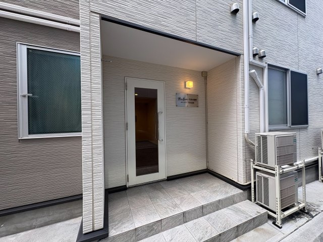 BoaSorte千住中居町のエントランス