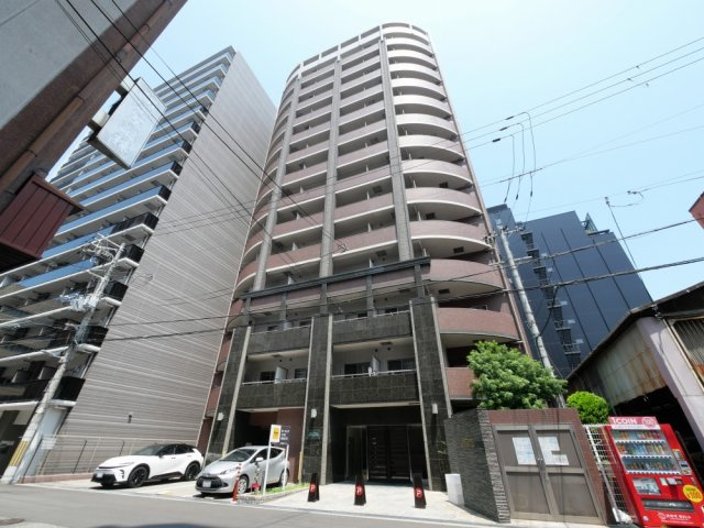 大阪市西区阿波座１丁目の賃貸マンションの外観