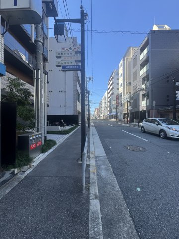 上六原田ビルの周辺