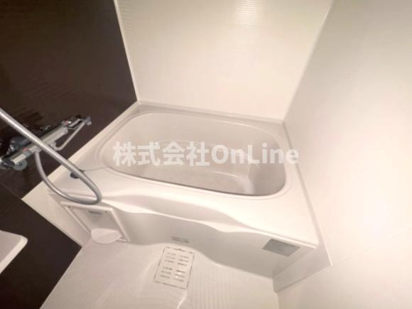 Luxe布施北Ⅲの浴室