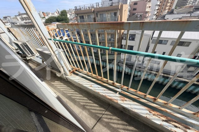 アーク玉津橋のバルコニー