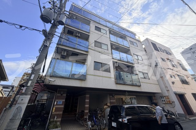 アーク玉津橋の外観