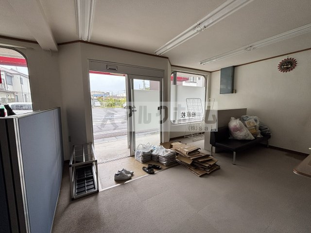 柏原市古町１丁目の店舗一部の内装