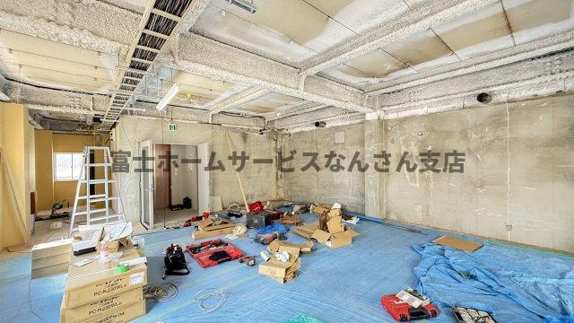 永南NAMBAビルの内装
