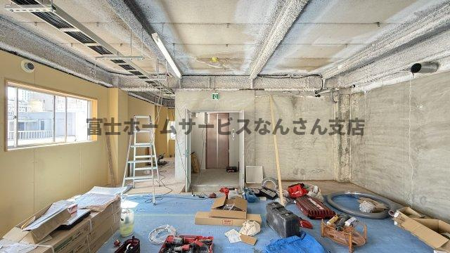 永南NAMBAビルの内装