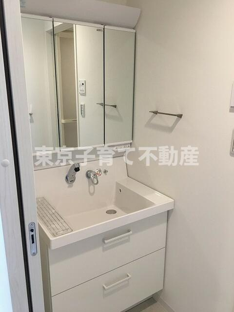 レジェンダリーコート赤羽ＡＮＮＥＸの洗面所