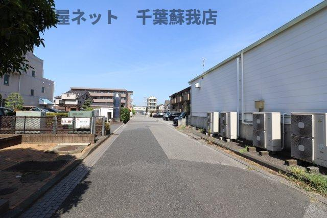 アローンヒルズの周辺