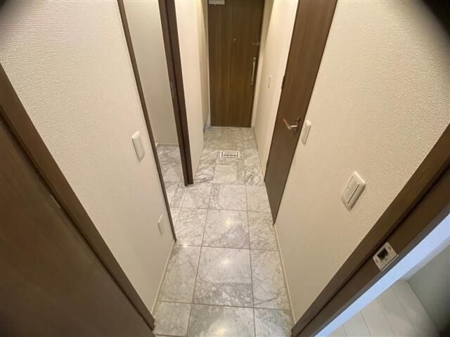 ソルフィエスタ御徒町ベレッツァの玄関