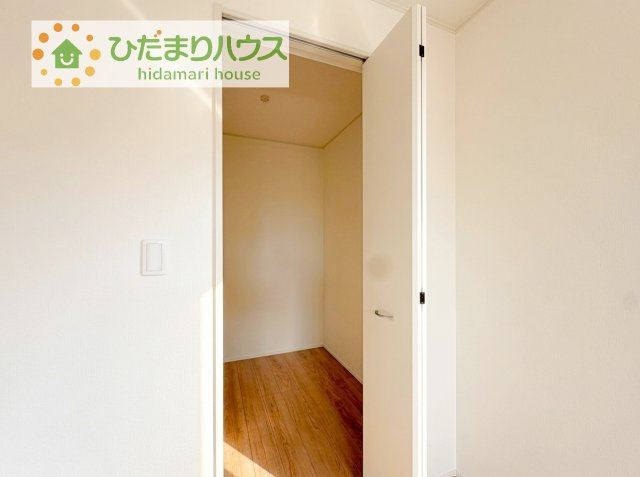 【収納】 | つくば市谷田部第24　新築戸建　2号棟 | 新婚さんにおすすめ！奥様に喜ばれる収納たっぷりのウォークインクローゼット付きです☆
