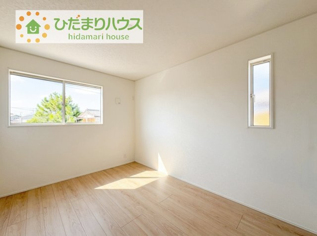 【洋室】 | つくば市谷田部第24　新築戸建　2号棟 | 木の温もりがやさしいフローリング♪