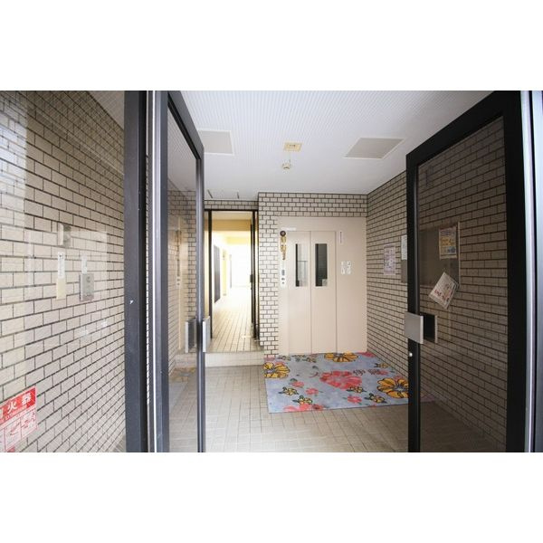 名古屋市中区金山５丁目の賃貸マンションのロビー