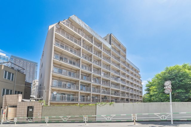 渋谷マンションの外観
