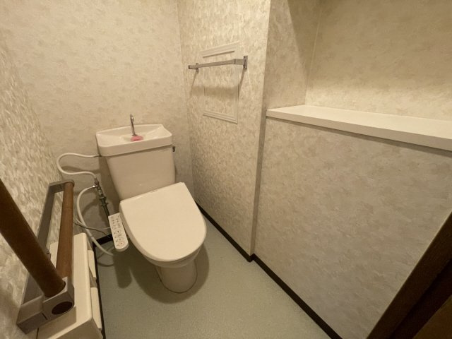 フレンテ灘のトイレ