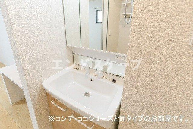 メゾン　ド　ココンの洗面所|高崎、前橋のお部屋探しはエンドスケープまで！お客様の理想お聞かせ下さい♪