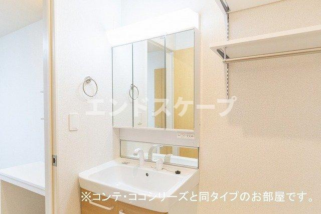 メゾン　ド　ココンの洗面所|高崎、前橋のお部屋探しはエンドスケープまで！お客様の理想お聞かせ下さい♪