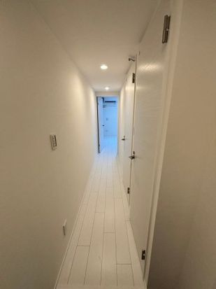 ホワイトセラスの内装