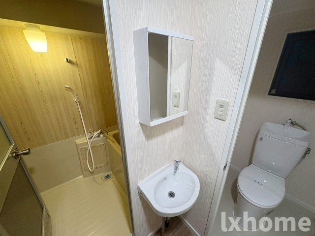 摂津第5マンションの洗面所