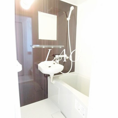 【浴室】 | フォーシーズンズ町屋 | お風呂です。