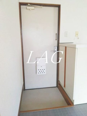 【玄関】 | 羽鳥ビル | 玄関です。
