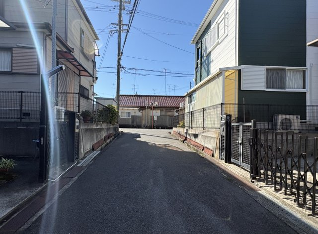 羽曳野市野々上5丁目戸建の前面道路含む現地写真