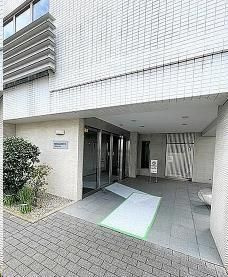 ソシオミュゼ・イズ飛鳥山のエントランス