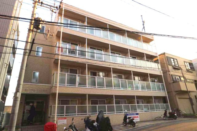 シャトラン弓木五番館の外観