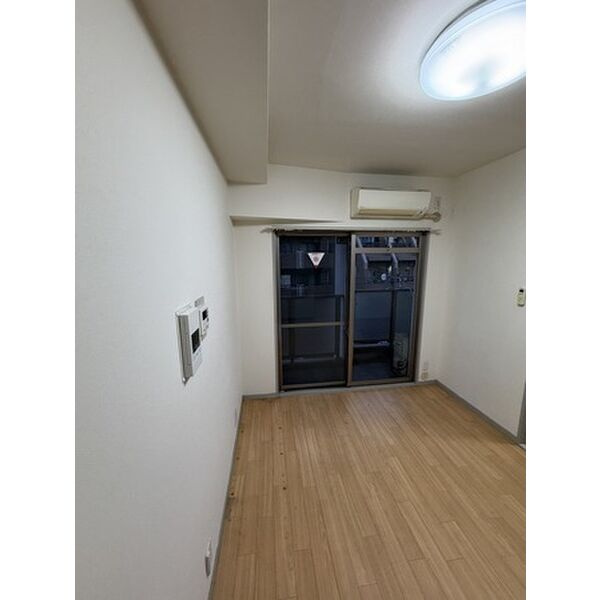 神戸市中央区花隈町の賃貸マンションの居間・リビング