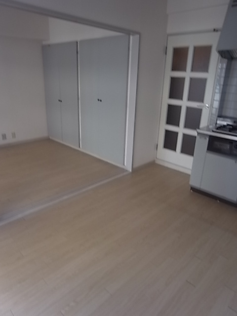 神戸市中央区花隈町の賃貸マンションの居間・リビング