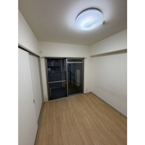 神戸市中央区花隈町の賃貸マンションの居間・リビング