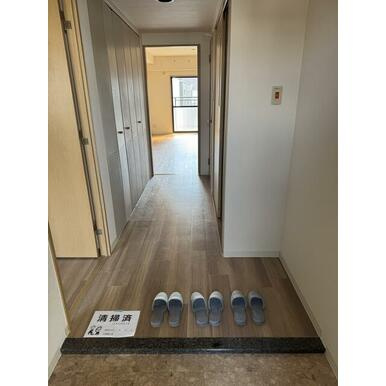 芦屋市茶屋之町の賃貸マンションの玄関
