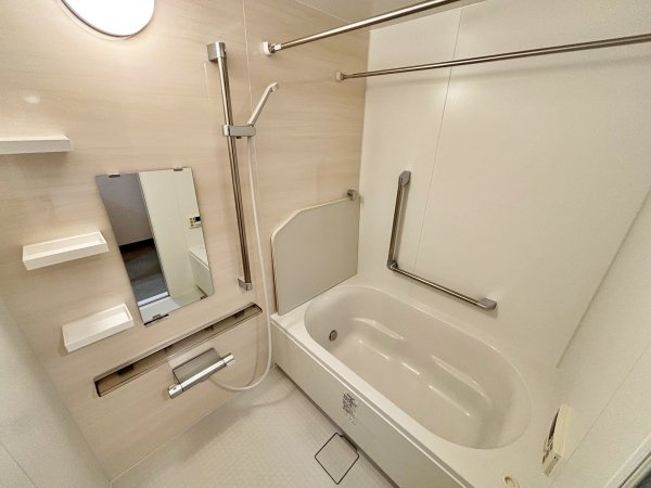 綺麗にお使いの浴室部分（浴室暖房換気乾燥機付）