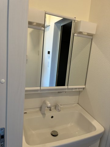 ＩＫＩひばりが丘の独立洗面台