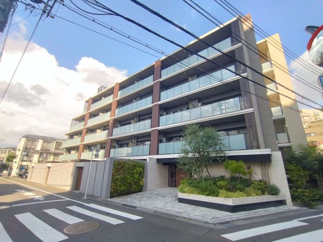 リビオレゾン渋谷笹塚の外観|外観は落ち着いています