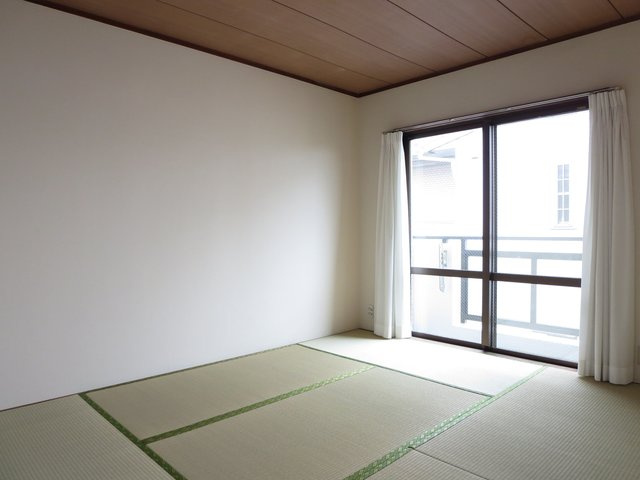 コスモラフィネ武蔵浦和Ⅳの和室