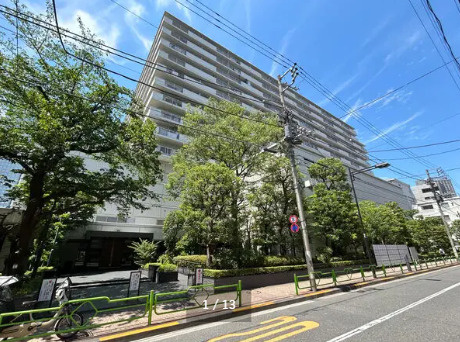 月島ホームズの外観
