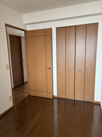 川崎市多摩区菅野戸呂の賃貸マンションの洋室