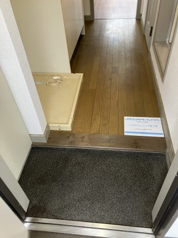 グランソレーユの玄関