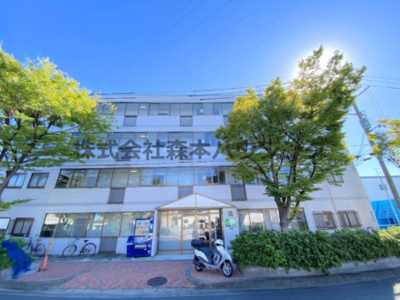 【外観】 | 　WESTヒルズ岸和田 | 落ち着いた雰囲気の外観です