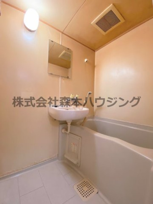 【浴室】 | 　WESTヒルズ岸和田 | お風呂で日々の疲れを落としましょう