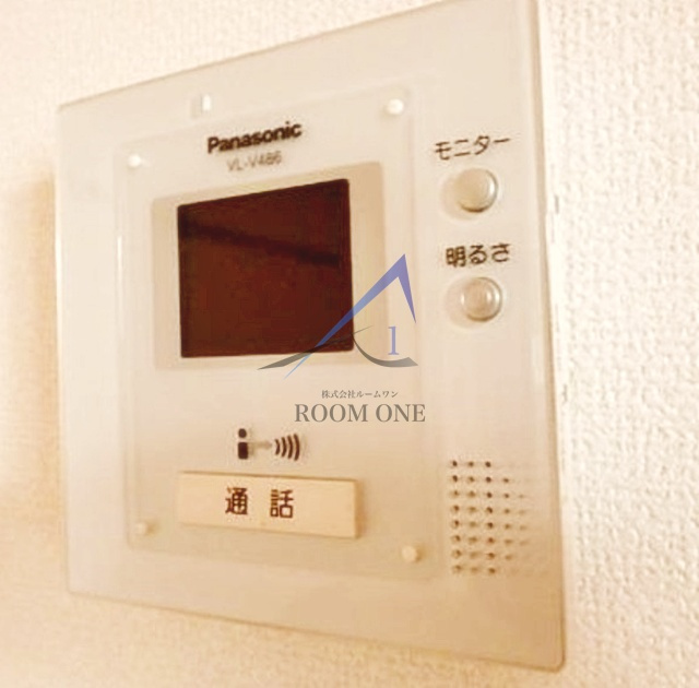エスポワールフジのセキュリティ|モニター付きインターホンです。