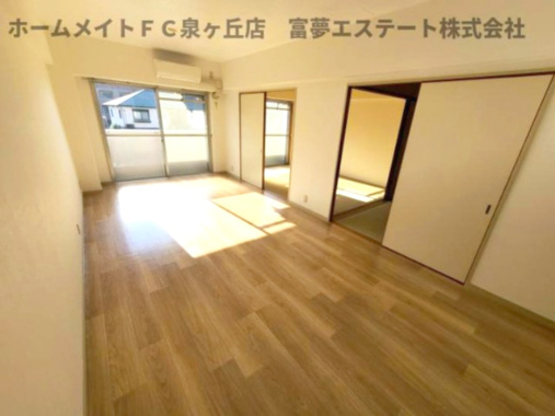 【居間・リビング】 | セルサス和泉 | ※同物件・反転タイプ