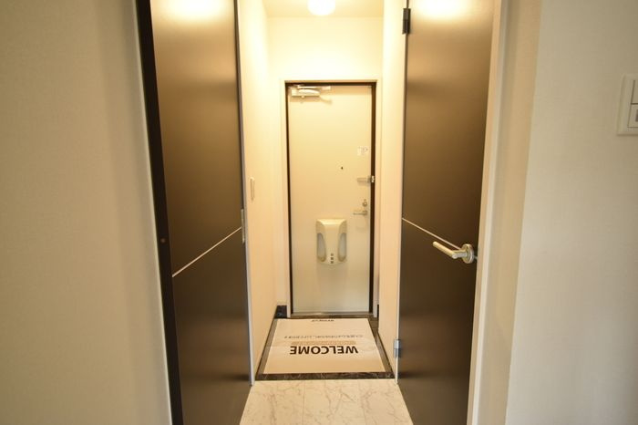 D-room金泉寺の玄関