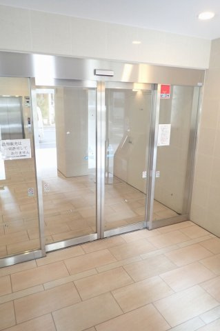 エクセレントシティ文京小桜のエントランス